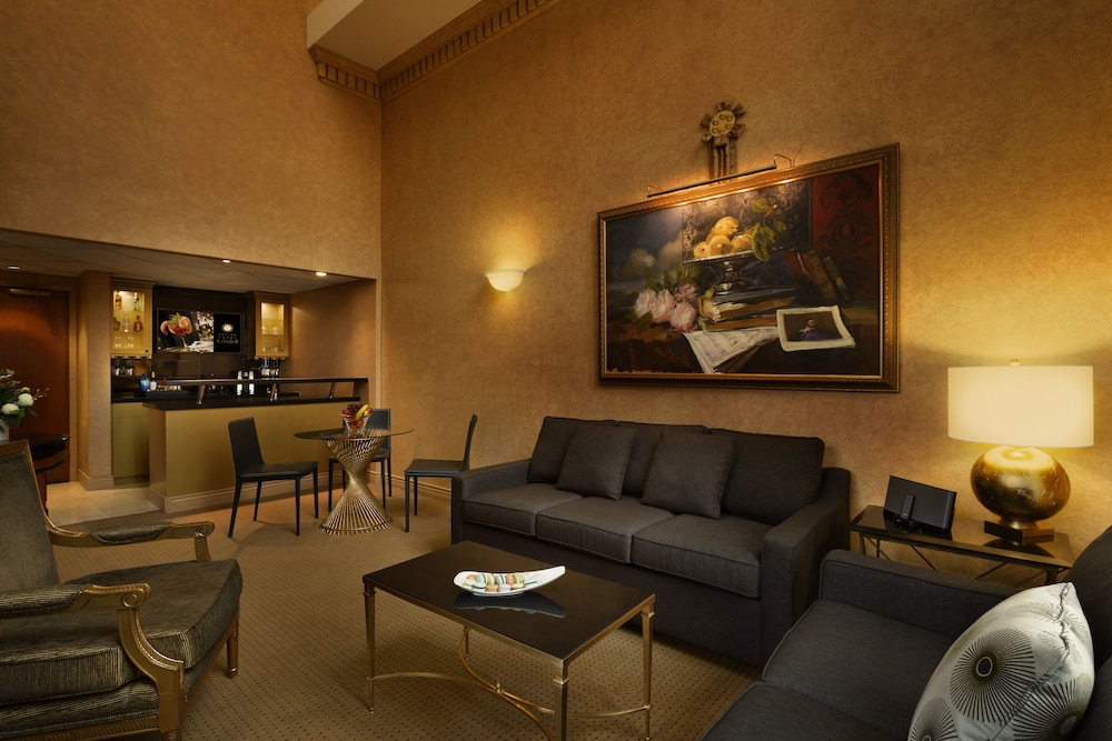 Executive Le Soleil Hotel 46/63