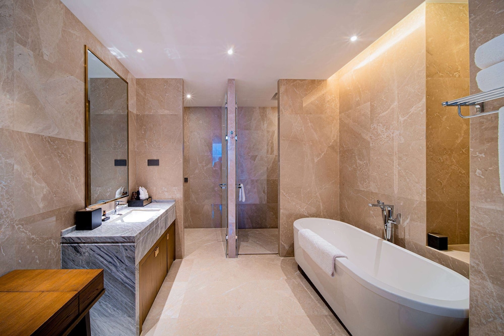 Wyndham Shiyan Downtown 24/27