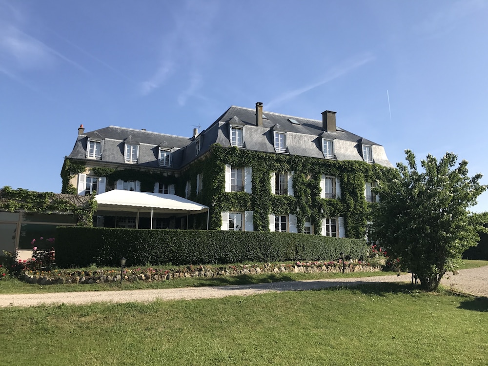 CHATEAU DE SANCY 63/65