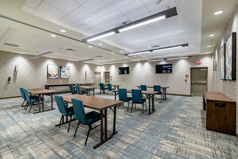 Four Points by Sheraton Brunswick 15/22