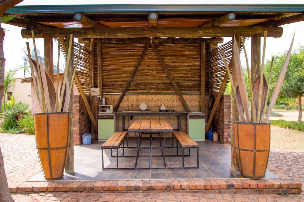 Destiny Inn Lodge 4/40