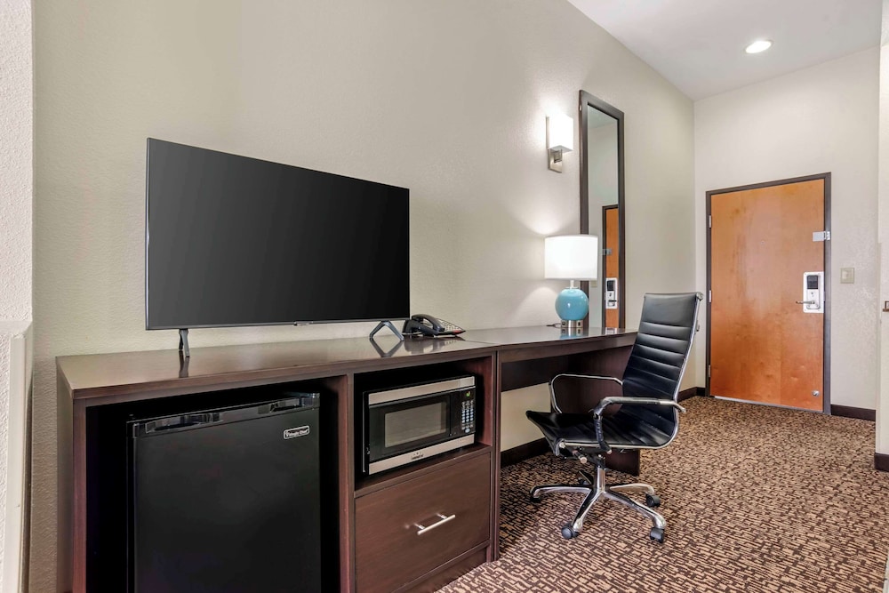 Sleep Inn and Suites Montgomery East I-85 22/32