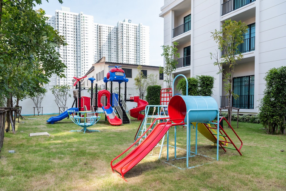 Mandarin Eastville Pattaya 55/72
