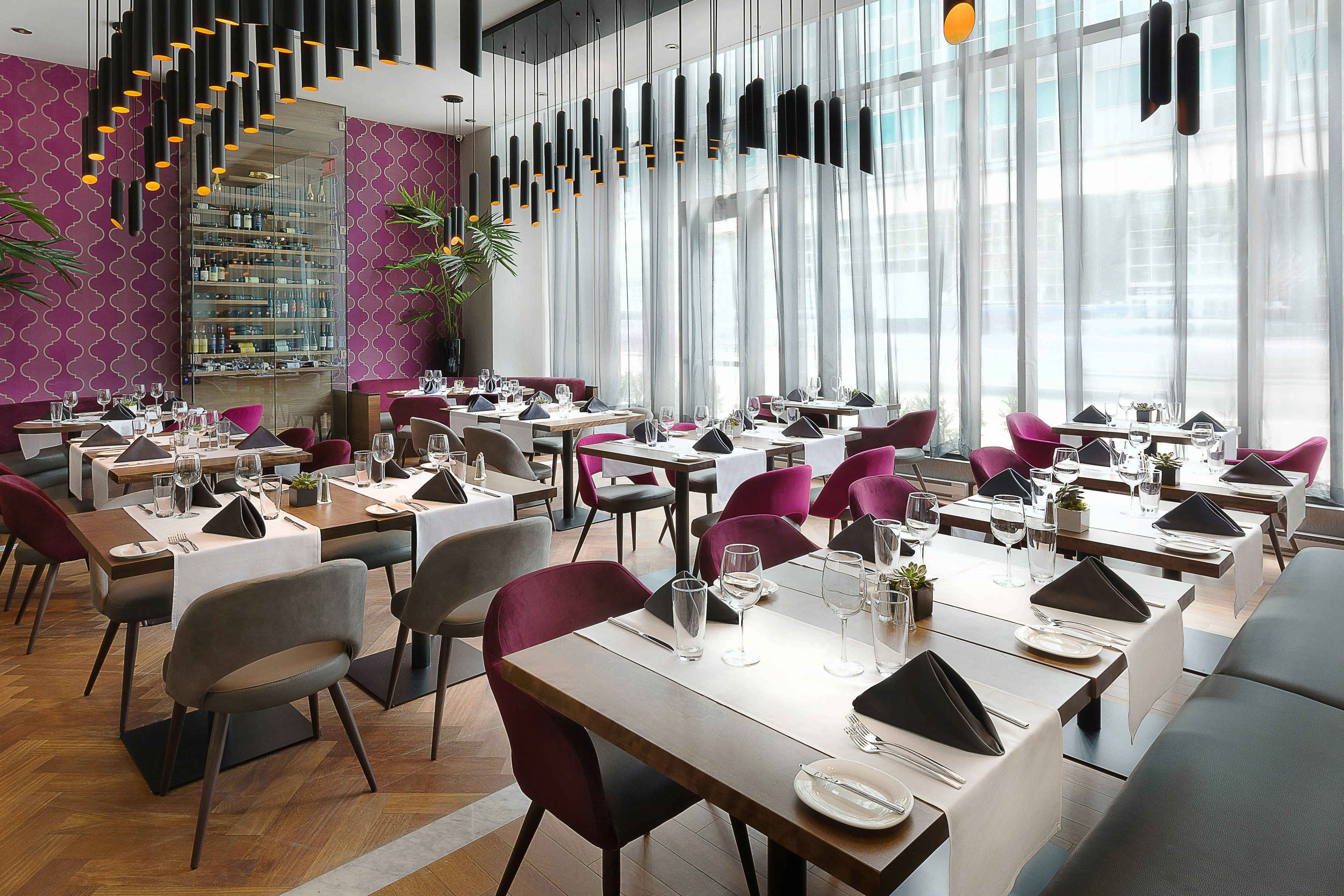 Ac Hotel By Marriott Montreal Downtown 10/21