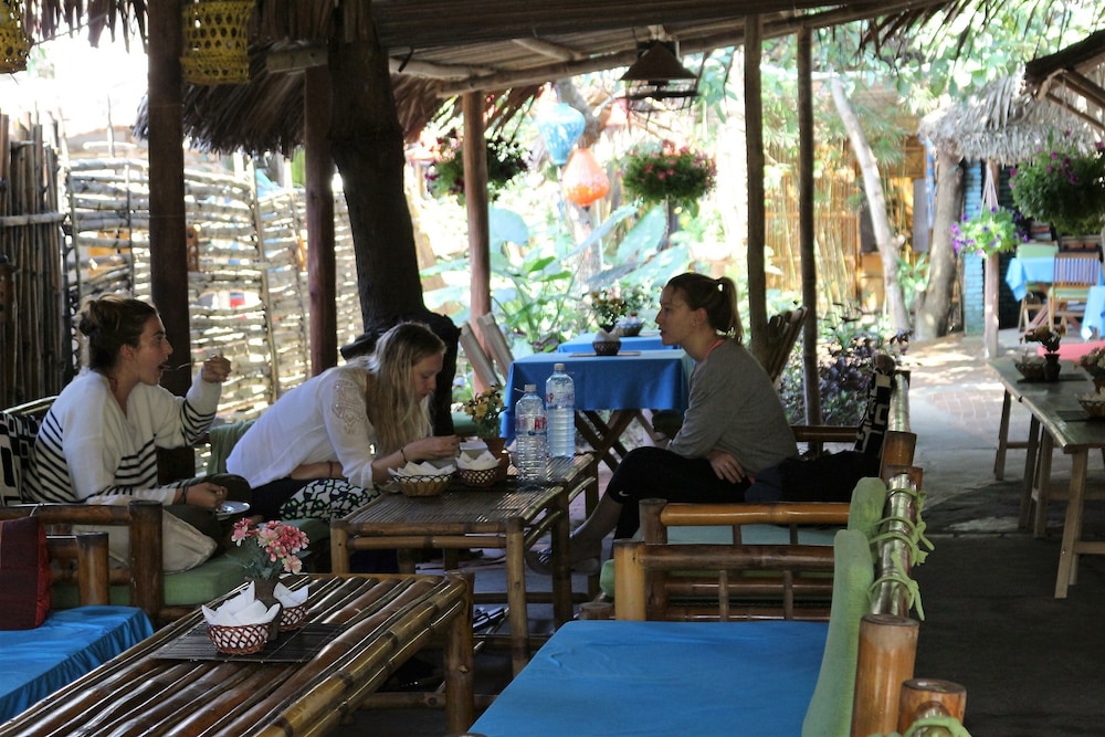 Under The Coconut Tree 28/50