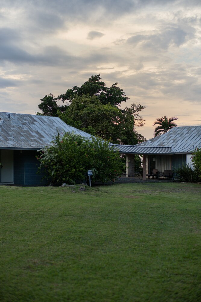 Frenchmans Cove 62/72
