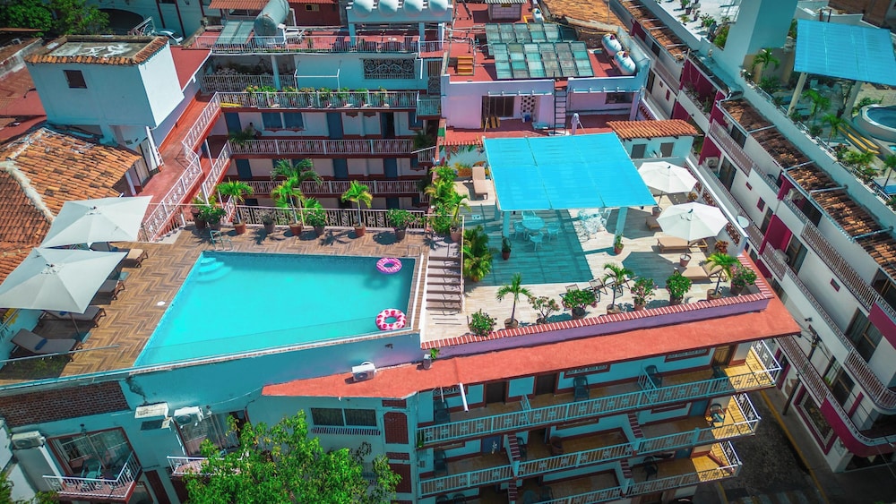 Hotel Encino Centro Puerto Vallarta photo3