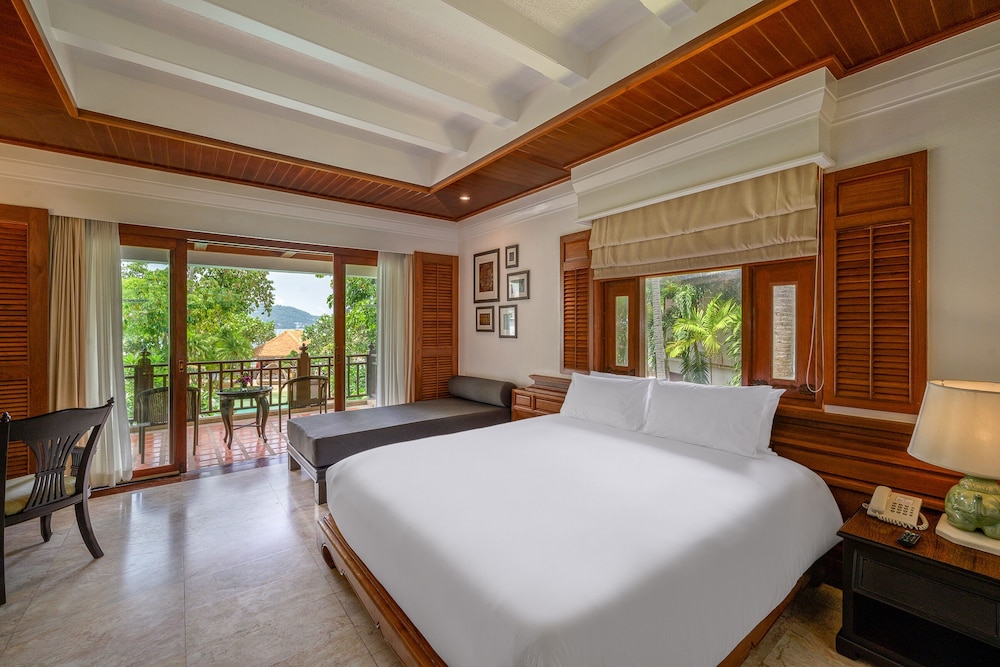 Thavorn Beach Village Phuket Resort and Spa 14/66