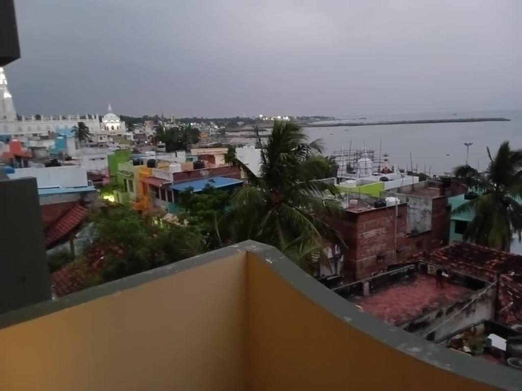 Hotel Maadhini 3/35