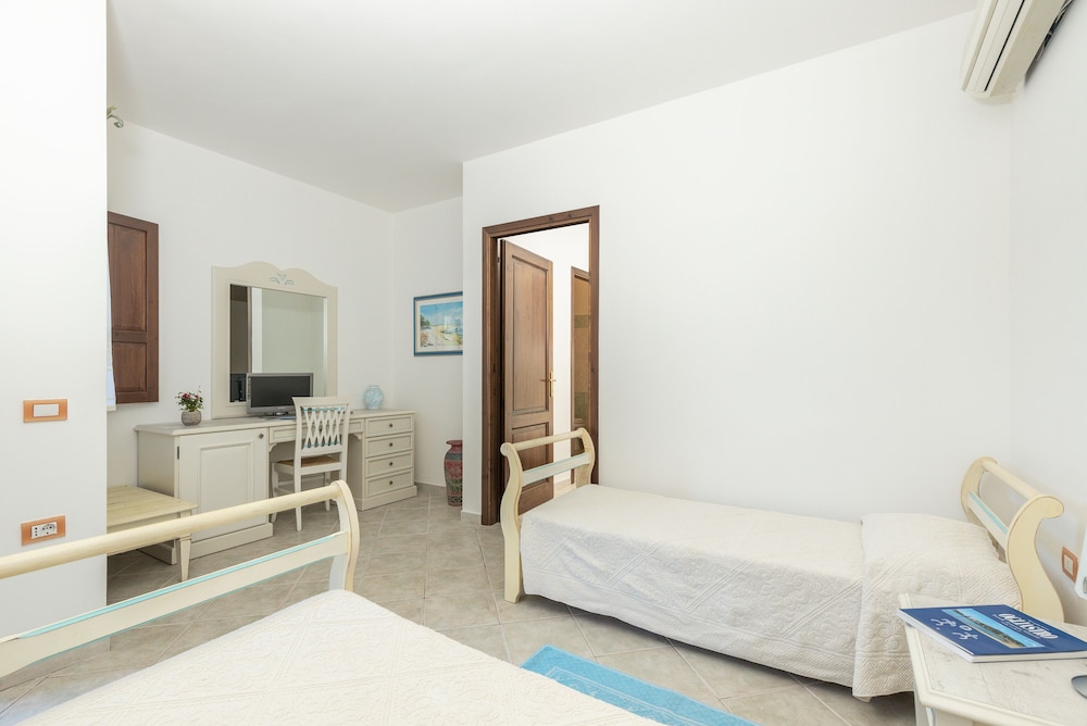 Hotel Genna E Masoni 27/70