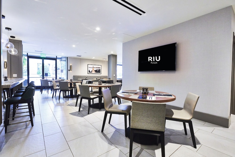 RIU Plaza Fishermans Wharf 59/67