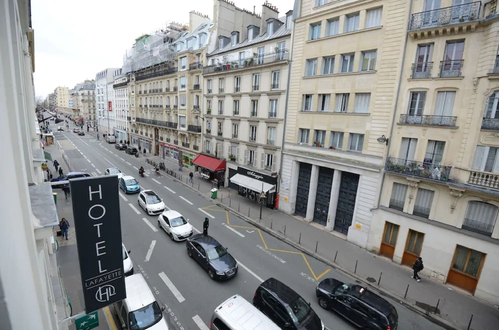 Hoteliere Lafayette 36/44