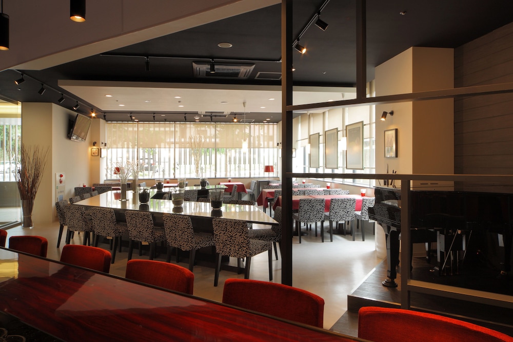 Richmond Hotel Narita 32/37