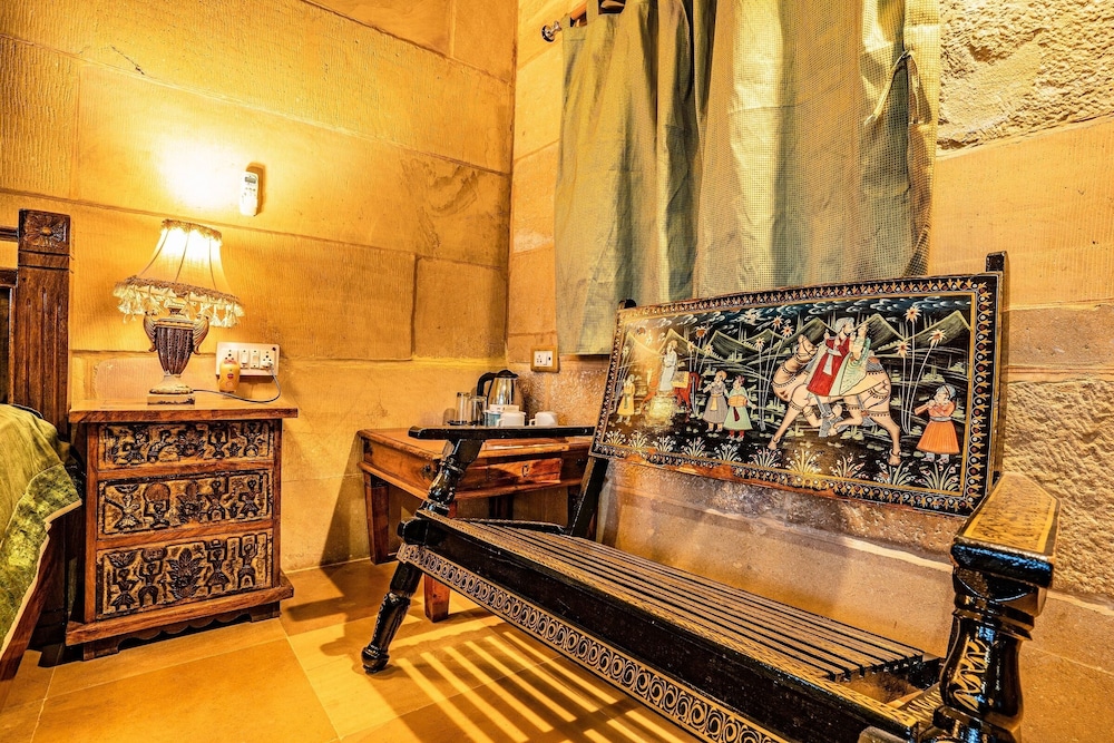 Garh Jaisal Haveli Hotel 1/37