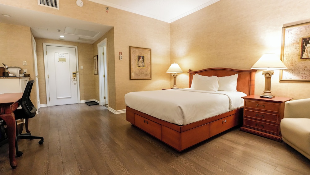 غرفة داخلية كلاسيكية بسرير كوين، Palace Royal Hotel 3/8