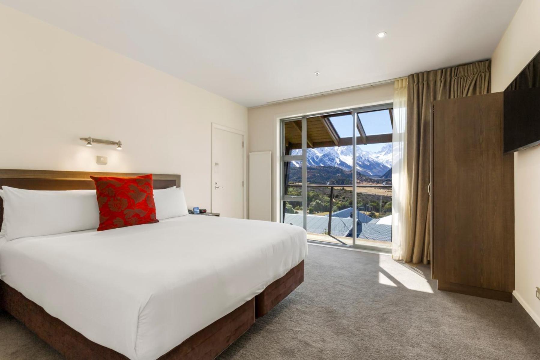 Hermitage Aoraki Mount Cook 13/47