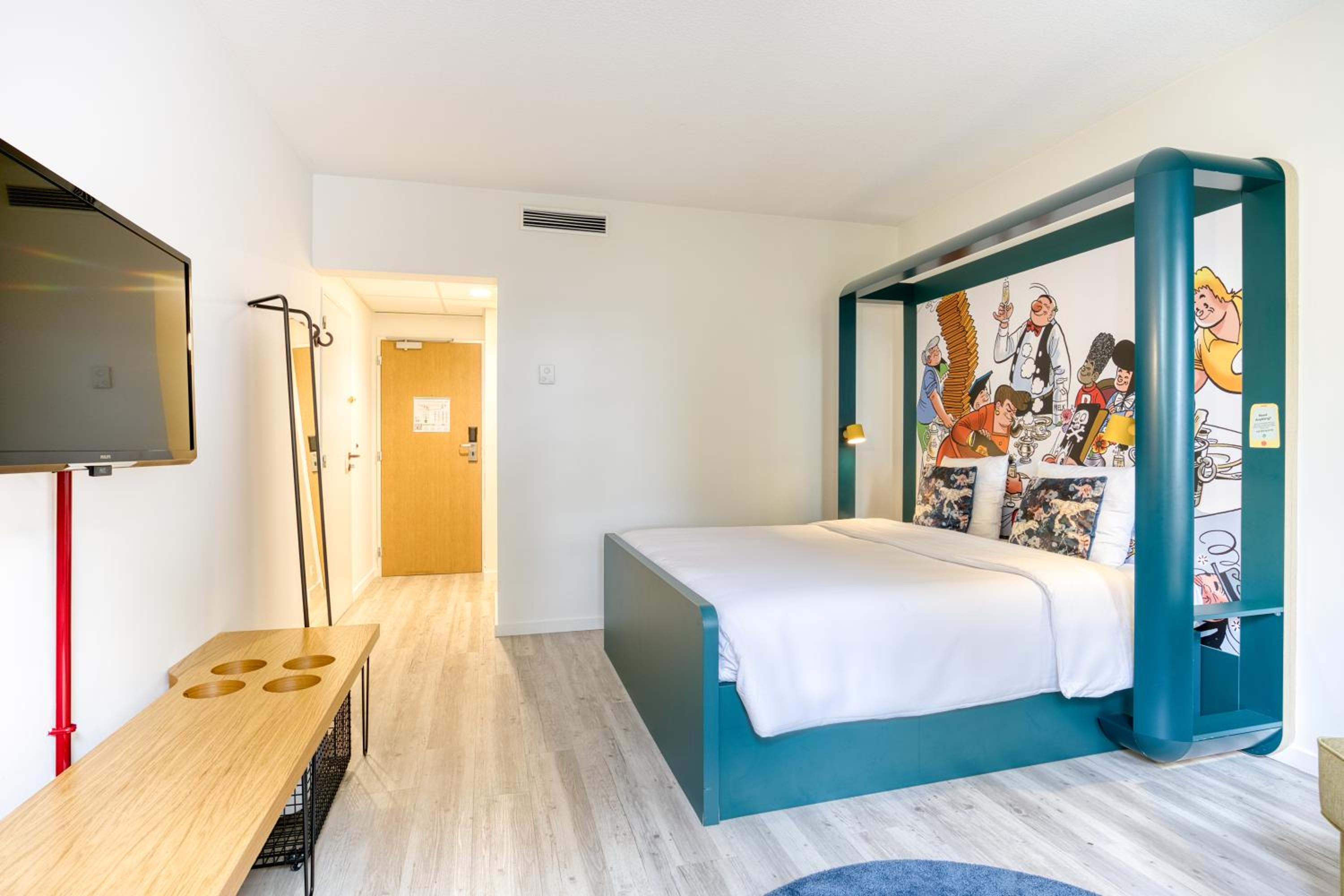 غرفة ثلاثية مع أريكة، B&B Hotel Brussels Centre Louise 2/10