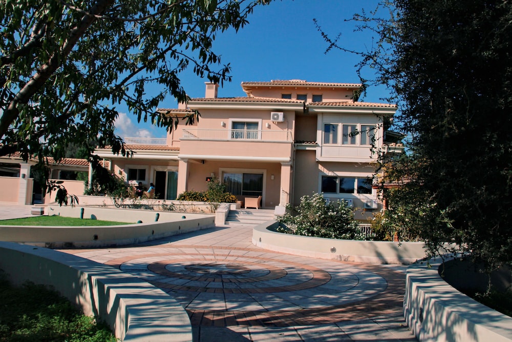 Villa Metaxas 37/50