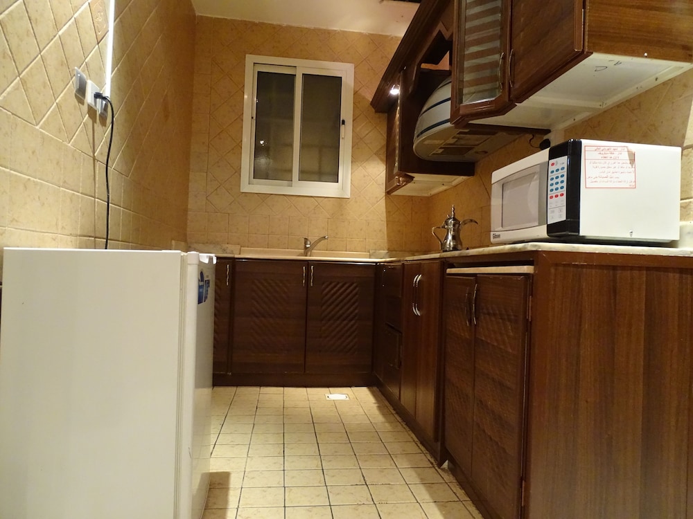 كومفورت إن تعاون(Comfort Inn Taawn) 44/53