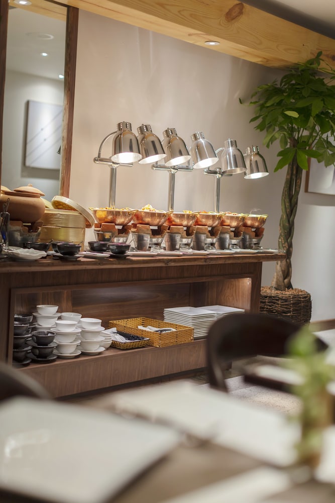 Silverland Min Hotel 44/47