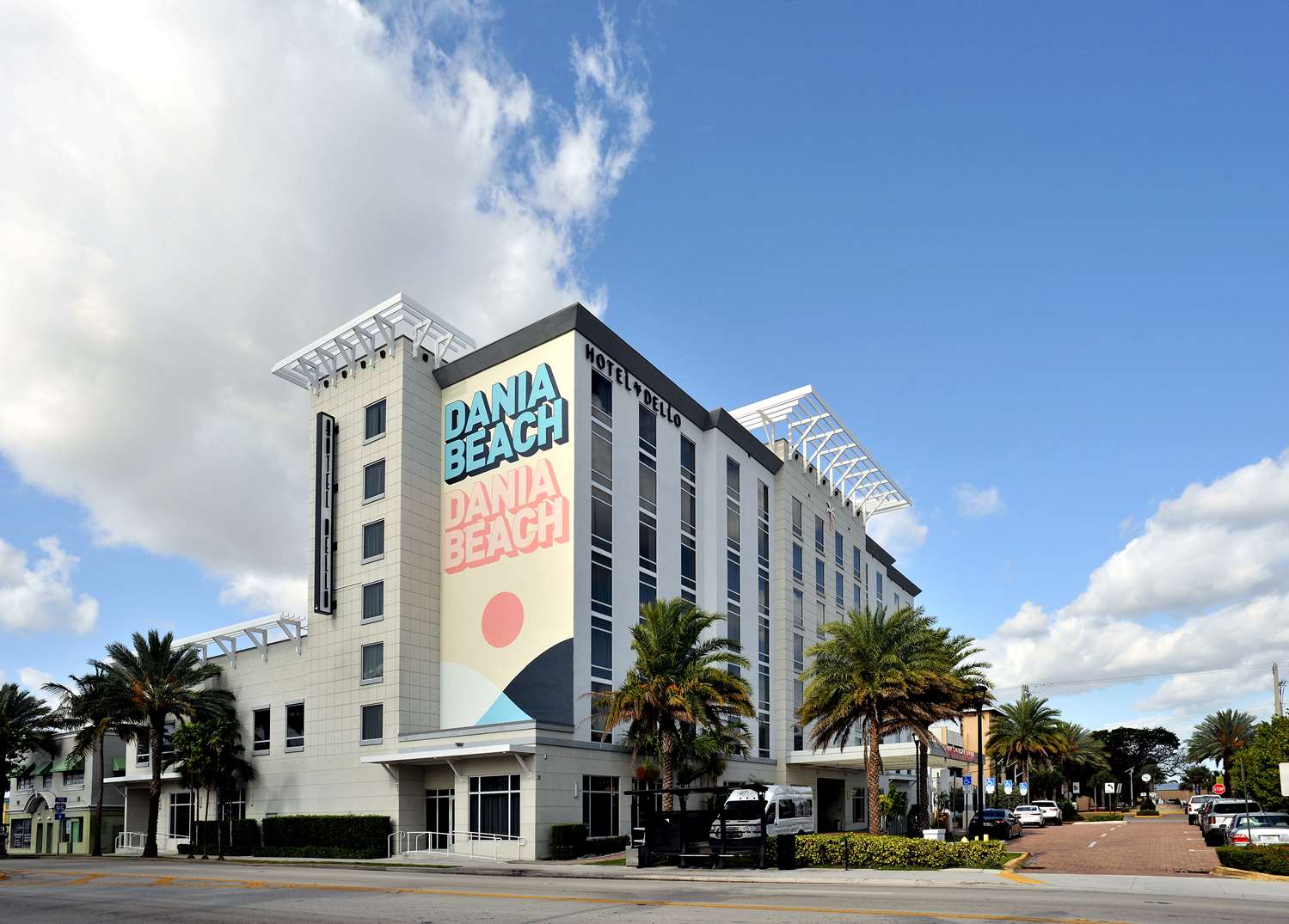 Hotel Dello Fort Lauderdale Airport, Tapestry Collection by Hilton in DANIA BEACH - FL