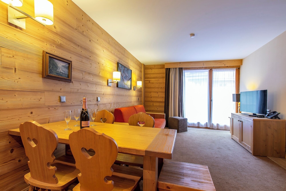 Residence Pierre Vacances Premium Les Chalets Du Forum 34/50