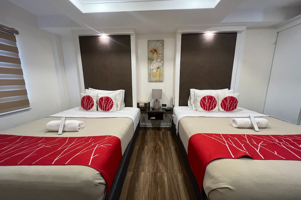 Khotel near T3 Airport 27/48