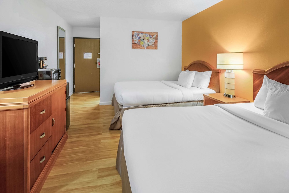 Econo Lodge Alliance 29/60