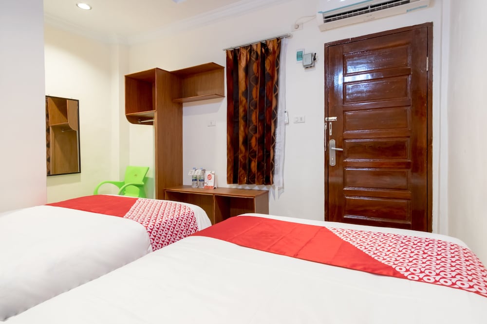 OYO 621 Vania Residence 16/32