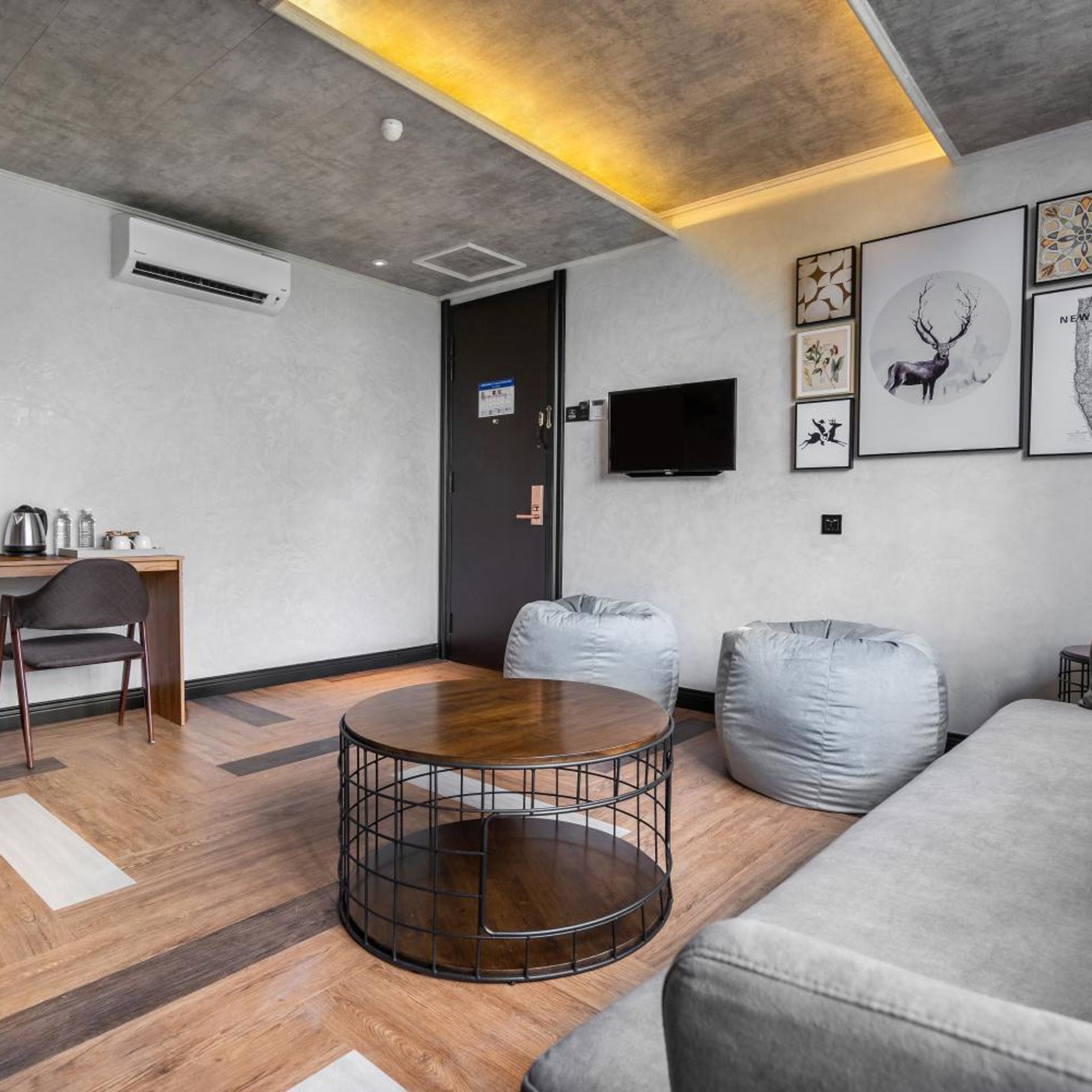 A&R Urban Hotel 33/50
