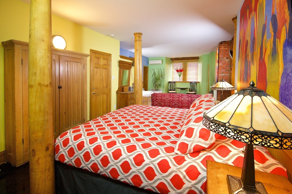 Petite Auberge Les Bons Matins B&B 18/72