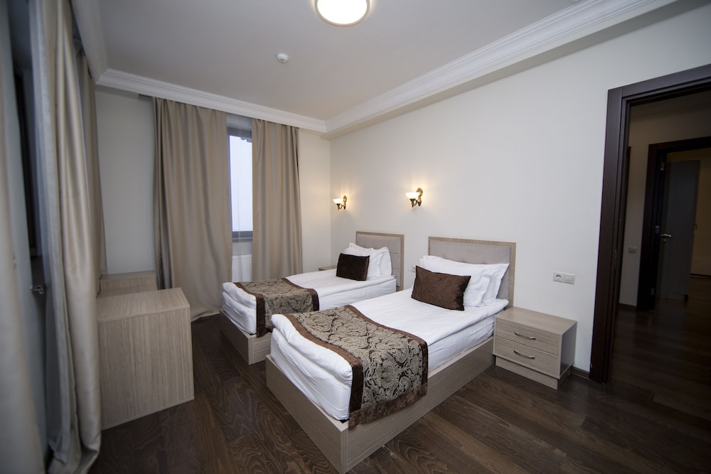 Marxal Resort And Spa 24/78