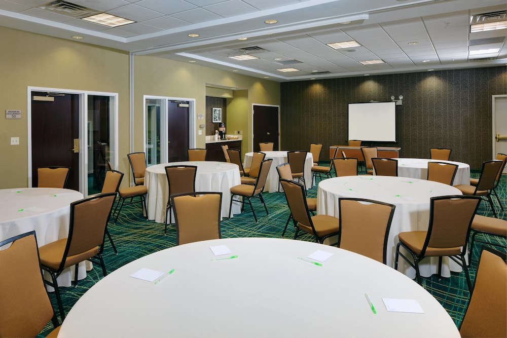 Springhill Suites Lansing West 18/21