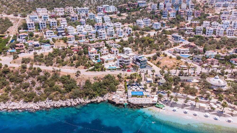 Kuluhana Hotel 43/50