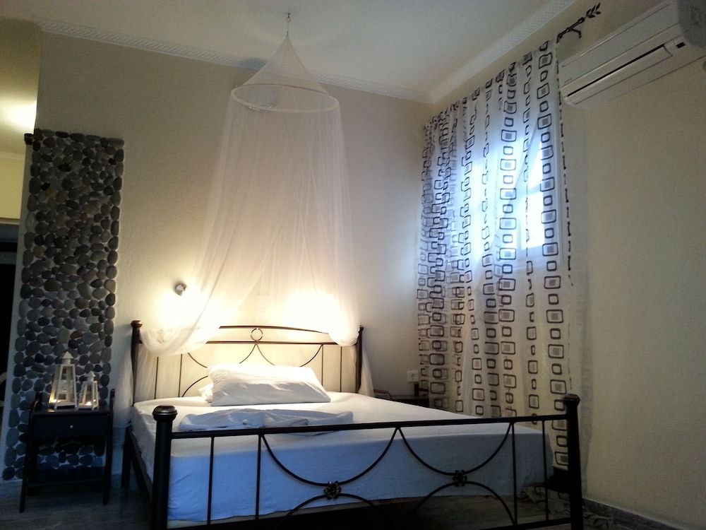 1 BEDROOM, APARTMENT