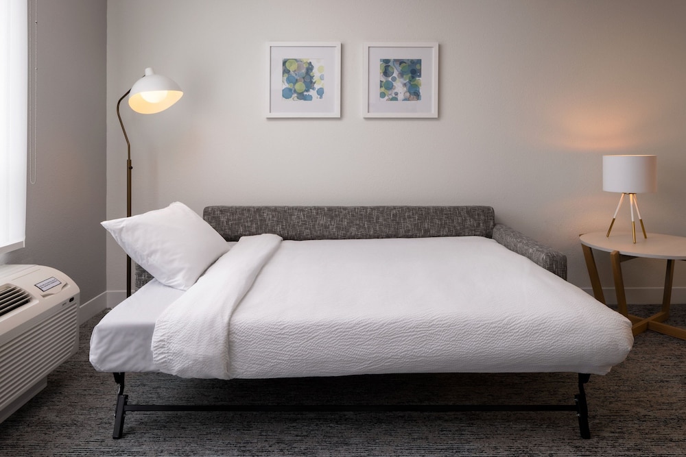 TownePlace Suites by Marriott West Kelowna 17/35