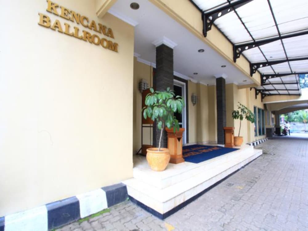 Puri Jaya Hotel (ex NIDA Rooms Cempaka Senen Market) 15/41