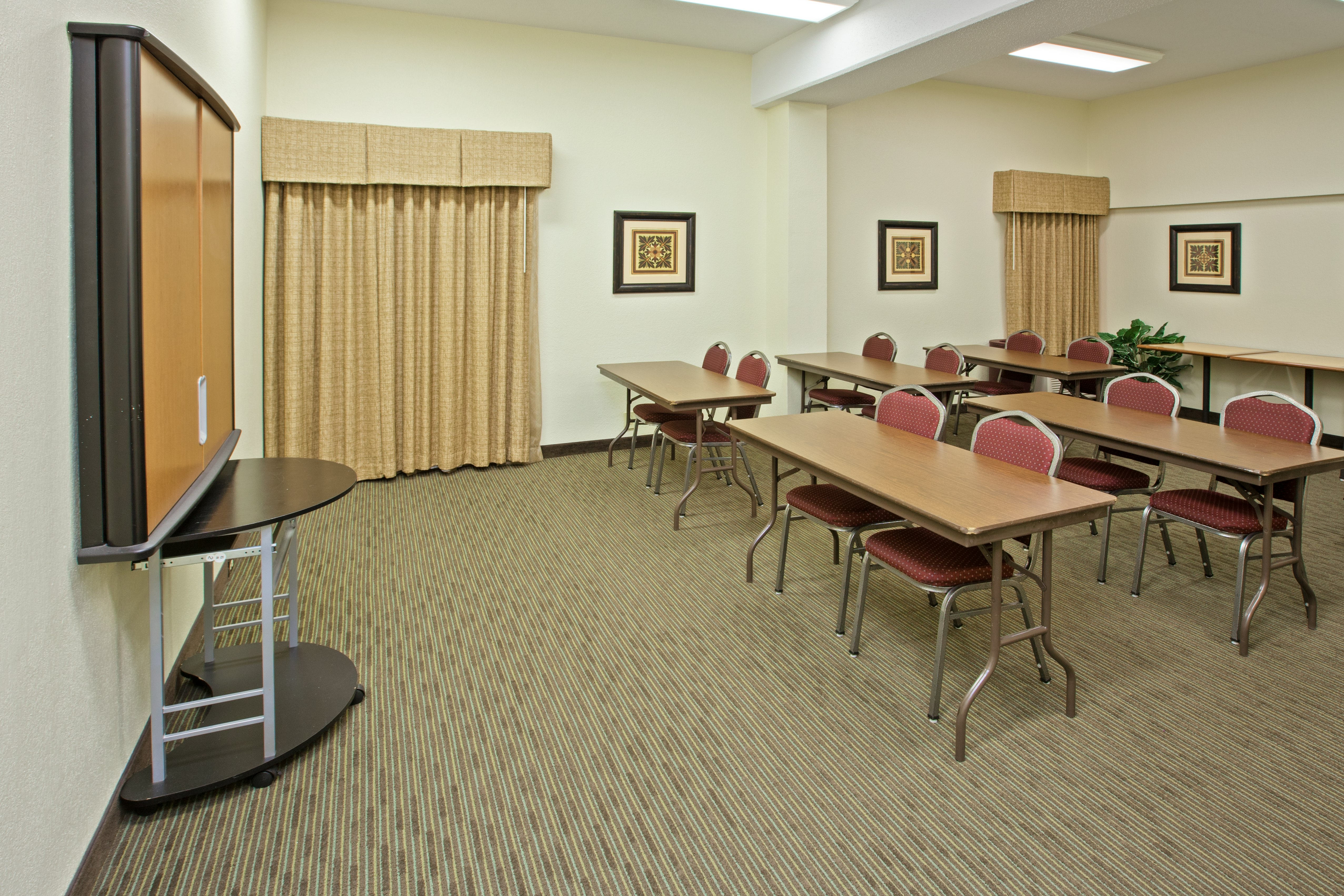 Hampton Inn Knoxville Airport 66/75