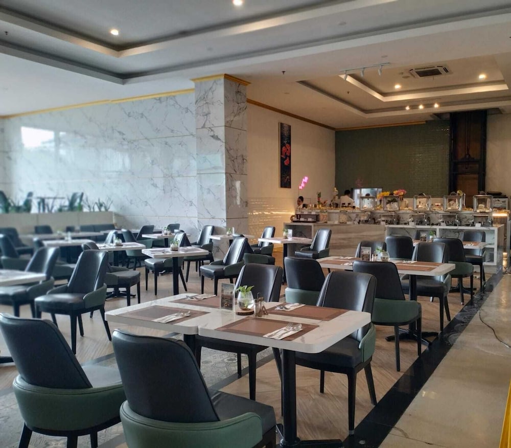 Grand Kangen Hotel Urip Sumoharjo 51/56