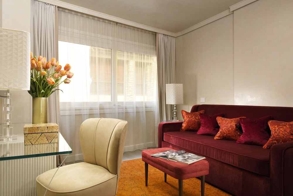 Ponte Vecchio Suites & Spa 34/49