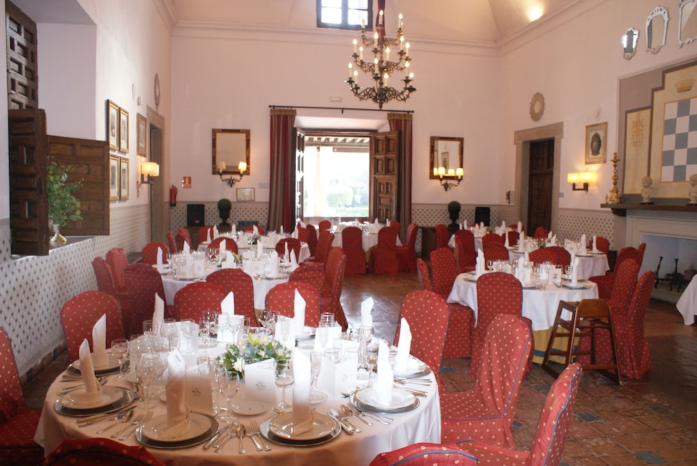 Parador de Oropesa 35/50