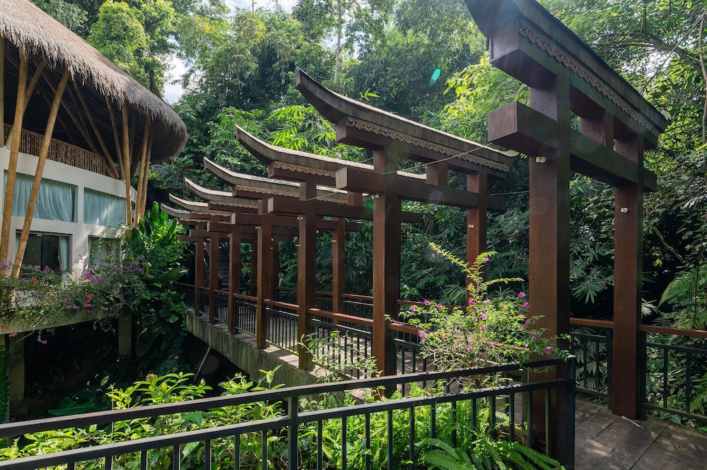 The Udaya Resort Spa 2/74