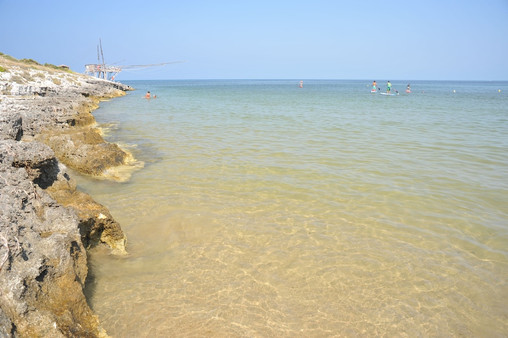 VILLAGGIO PUNTA LUNGA 40/50