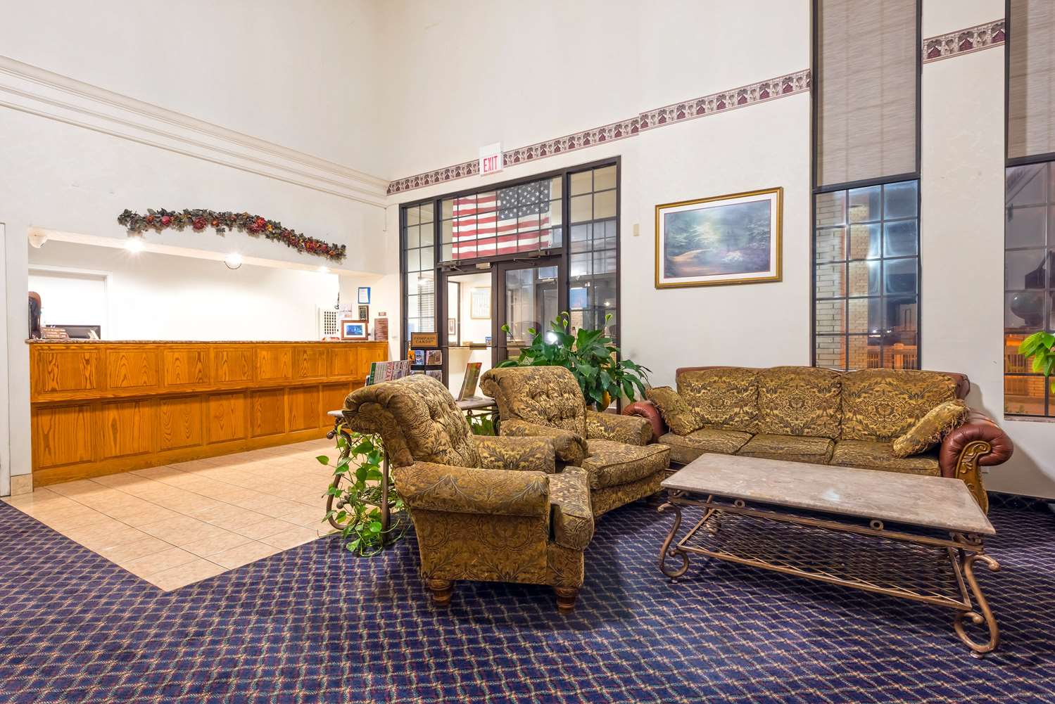 Americas Best Value Inn Suites Ft Worth S 14/19
