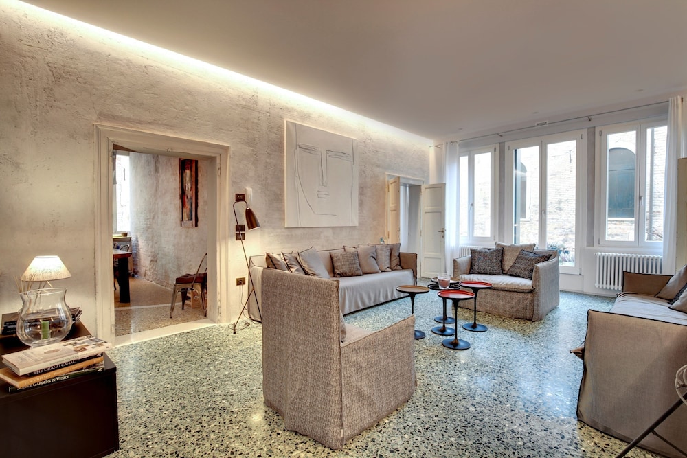 Stunning Apartment Heart Of Venice 8/17