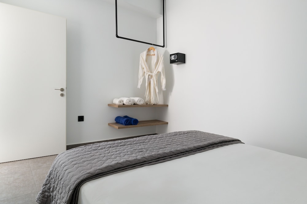 Southrock Villas 24/62