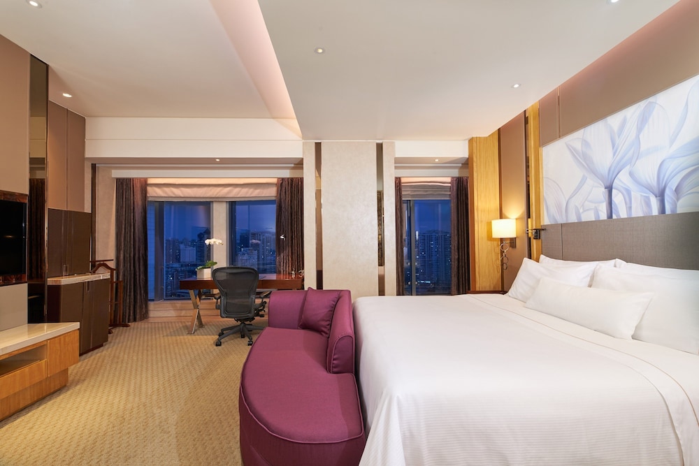 The Westin Xiamen 7/50