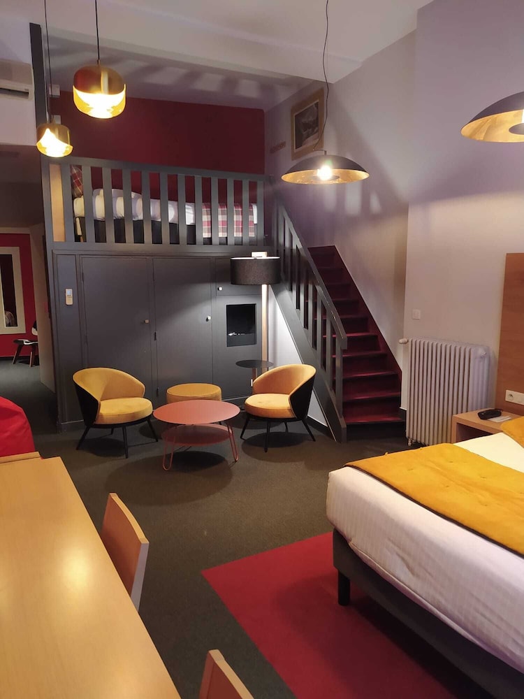 Hotel the Originals Des Princes Chambery 68/77