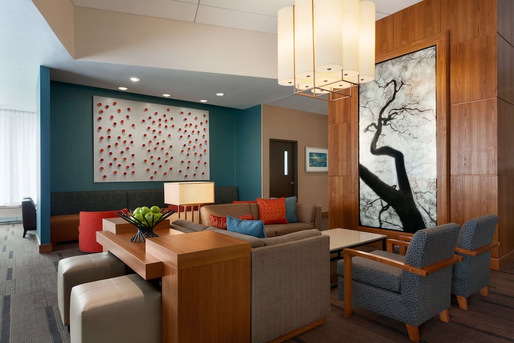 Hyatt Place Omaha/Downtown-Old Market 47/53