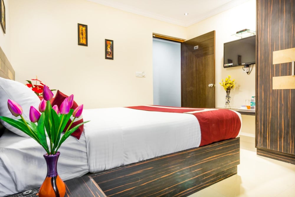 Octave Hotel and Spa Jp Nagar 8/21